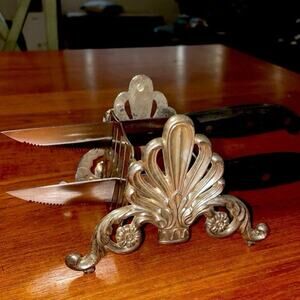 Vtg Leonard Silverplate Knife Caddy
French Silver Plated Neoclassical Knife Rest